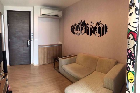 Condo à Khlong Toei, Bangkok, Thaïlande, 1 chambre  № 76080 - photo 2