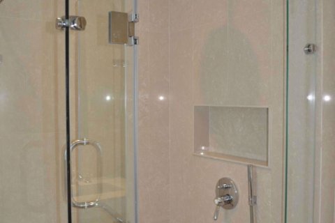 Condominio de 2 dormitorios en Pathum Wan, Bangkok, Tailandia № 76082 - foto 13