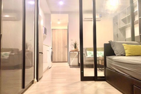 Condo in Pathum Wan, Bangkok, Thailand, 1 bedroom  № 81000 - photo 7