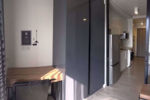 Condo in Pathum Wan, Bangkok, Thailand, 1 bedroom  № 81000 - photo 9