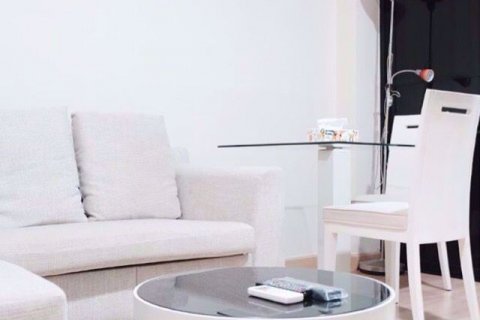 Condo à Chatuchak, Bangkok, Thaïlande, 1 chambre  № 76827