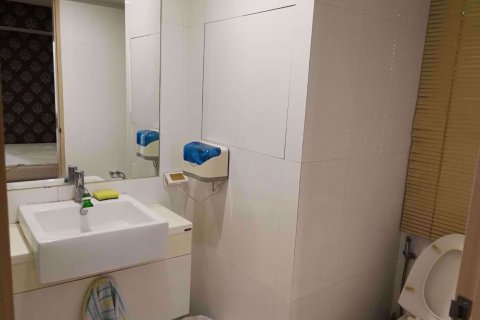 Eigentumswohnung in Huai Khwang, Bangkok, Thailand, 1 Schlafzimmer № 76823 - Foto 8