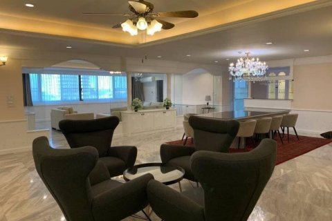 Condominio de 4 dormitorios en Bangkok, Tailandia № 79124 - foto 2