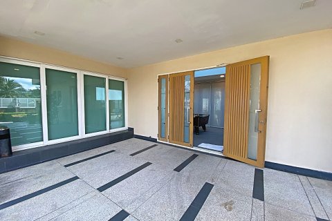 Casa de 4 dormitorios en Hua Hin, Tailandia № 125210 - foto 15