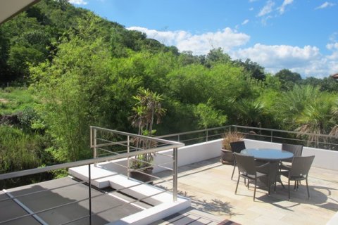 Casa de 3 dormitorios en Hua Hin, Tailandia № 125214 - foto 8