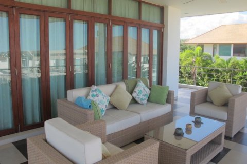 Casa de 3 dormitorios en Hua Hin, Tailandia № 125214 - foto 9