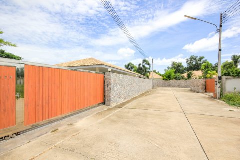 Casa de 5 dormitorios en Hua Hin, Tailandia № 125212 - foto 13