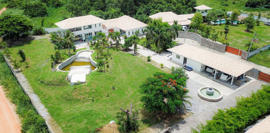 Casa de 5 dormitorios en Hua Hin, Tailandia № 125212