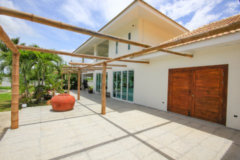 Casa de 5 dormitorios en Hua Hin, Tailandia № 125212 - foto 14