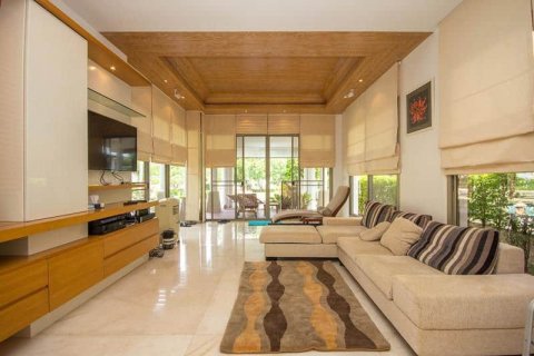 Casa de 3 dormitorios en Hua Hin, Tailandia № 125211 - foto 6