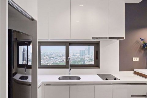 Condominio de 1 dormitorio en Sathon, Bangkok, Tailandia № 76277 - foto 4