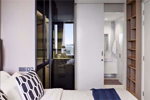 Condominio de 1 dormitorio en Sathon, Bangkok, Tailandia № 76277 - foto 7