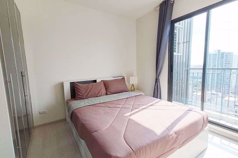 Condominio de 1 dormitorio en Ratchathewi, Bangkok, Tailandia № 76276 - foto 5