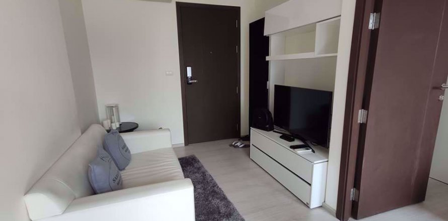 Condominio de 1 dormitorio en Ratchathewi, Bangkok, Tailandia № 76276