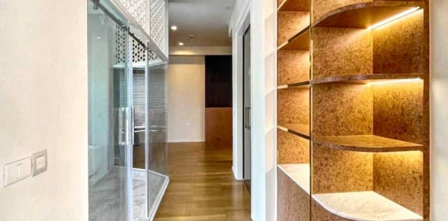 Condo in Bangkok, Thailand, 2 bedrooms № 124700