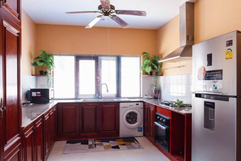 Chalet de 3 dormitorios en Hua Hin, Tailandia № 124697 - foto 10