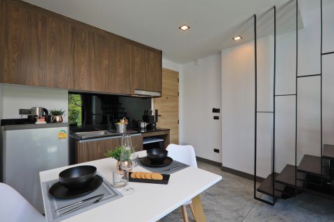 Apartamento de 1 dormitorio en Phuket, Tailandia № 81783 - foto 2