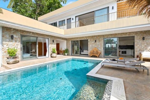 Chalet de 3 dormitorios en Surat Thani, Tailandia № 132565