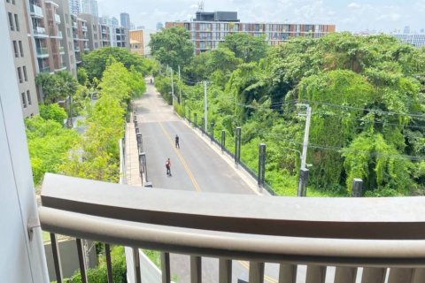 Condominio de 1 dormitorio en Suan Luang, Bangkok, Tailandia № 132563 - foto 8