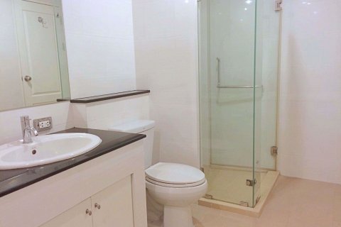 Condominio de 1 dormitorio en Watthana, Bangkok, Tailandia № 76383 - foto 7