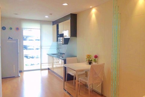 Condominio de 1 dormitorio en Watthana, Bangkok, Tailandia № 76383 - foto 5