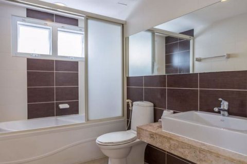 Кондоминиум с 2 спальнями в Ваттхане, Бангкок, Таиланд № 76382 - фото 22