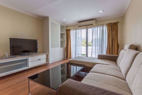 Condominio de 2 dormitorios en Watthana, Bangkok, Tailandia № 76381 - foto 3