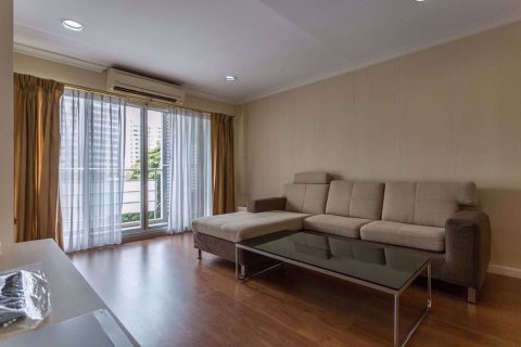 Condominio de 2 dormitorios en Watthana, Bangkok, Tailandia № 76381 - foto 2