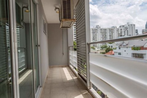 Condominio de 2 dormitorios en Watthana, Bangkok, Tailandia № 76381 - foto 30