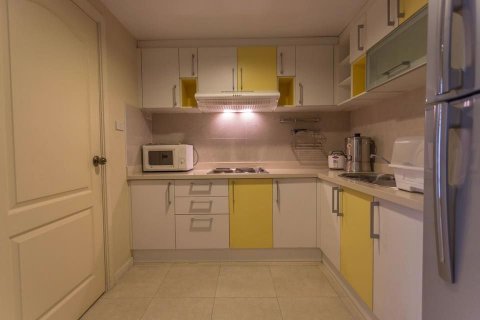 Condominio de 2 dormitorios en Watthana, Bangkok, Tailandia № 76381 - foto 15