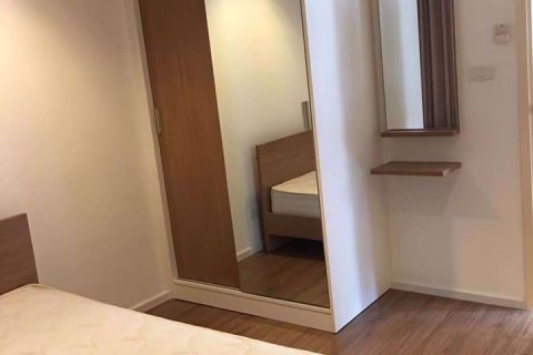 Condo in Phra Khanong, Bangkok, Thailand, 2 bedrooms № 76385 - photo 5
