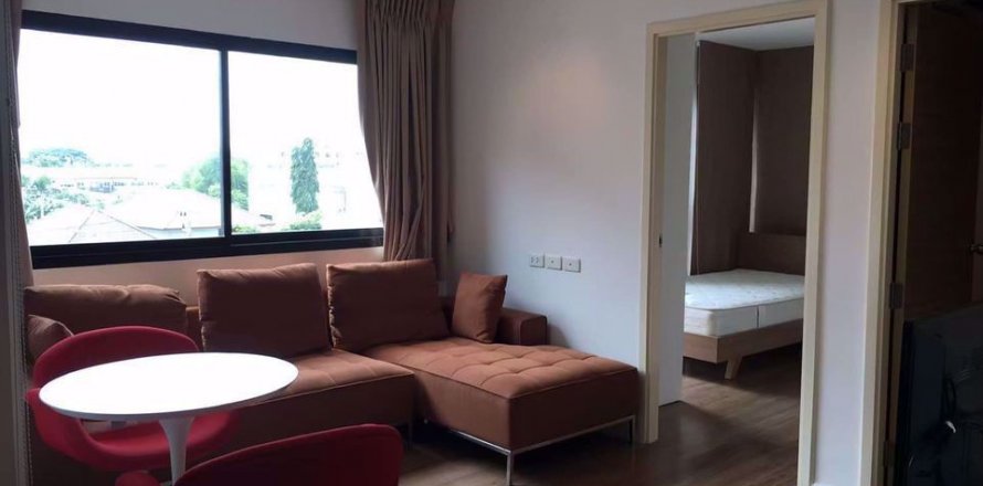 Condo in Phra Khanong, Bangkok, Thailand, 2 bedrooms № 76385