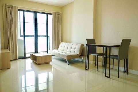 Condominio de 2 dormitorios en Huai Khwang, Bangkok, Tailandia № 76384 - foto 2