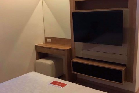 Condominio de 1 dormitorio en Khlong Toei, Bangkok, Tailandia № 76387 - foto 6