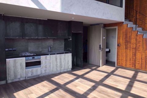 Sobre plano The Lofts Asoke en Bangkok, Tailandia № 36563 - foto 2
