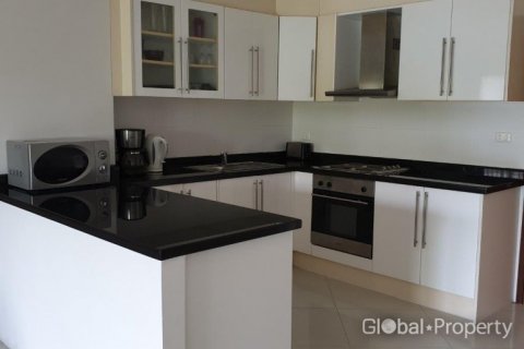 Condominio de 2 dormitorios en Pattaya, Tailandia № 81857 - foto 5