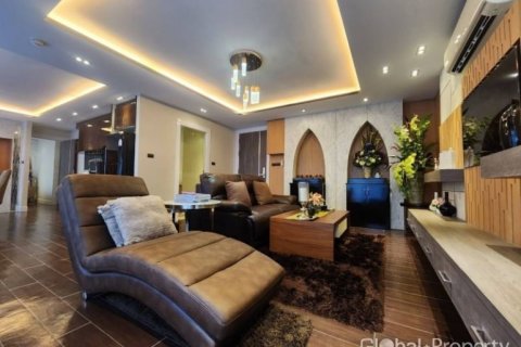 Condominio de 2 dormitorios en Pattaya, Tailandia № 81855 - foto 10