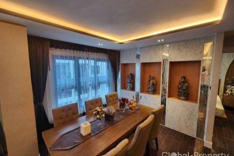 Condominio de 2 dormitorios en Pattaya, Tailandia № 81855 - foto 14