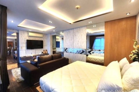 Condominio de 2 dormitorios en Pattaya, Tailandia № 81855 - foto 3