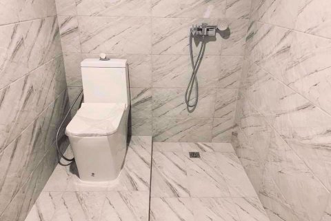 Condominio de 2 dormitorios en Watthana, Bangkok, Tailandia № 76718 - foto 11