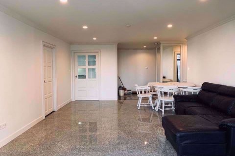 Condominio de 2 dormitorios en Watthana, Bangkok, Tailandia № 76718 - foto 2