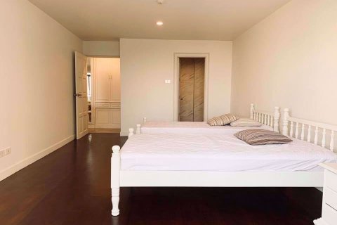 Condominio de 2 dormitorios en Watthana, Bangkok, Tailandia № 76718 - foto 7