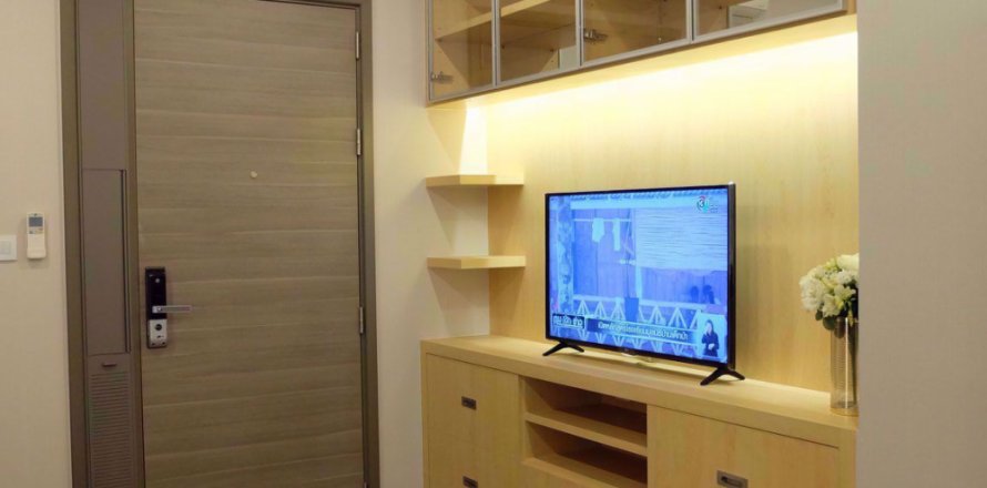 Condominio de 1 dormitorio en Khlong Toei, Bangkok, Tailandia № 76717