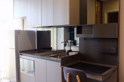 Condominio de 1 dormitorio en Khlong Toei, Bangkok, Tailandia № 76717 - foto 3