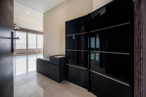Condo à Bangkok, Thaïlande, 3 chambres № 83890 - photo 14