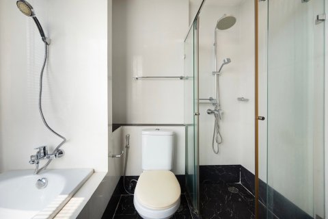 Condo à Bangkok, Thaïlande, 3 chambres № 83890 - photo 20