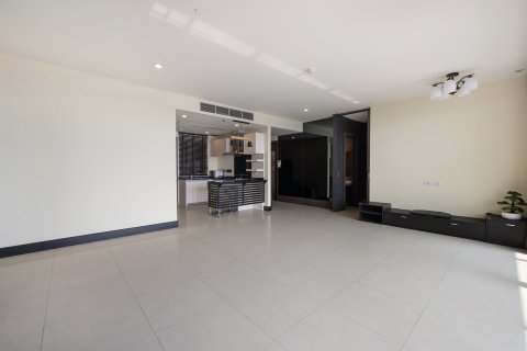 Condo à Bangkok, Thaïlande, 3 chambres № 83890 - photo 12
