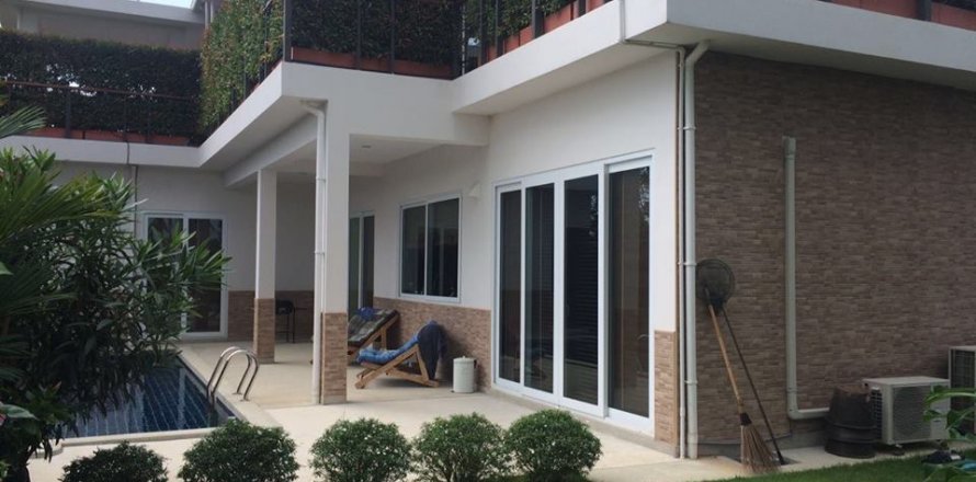 Maison à Pattaya, Thaïlande 5 chambres № 101275