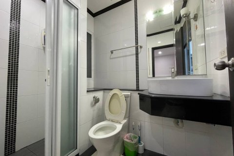 Apartamento de 2 dormitorios en Pattaya, Tailandia № 101383 - foto 12