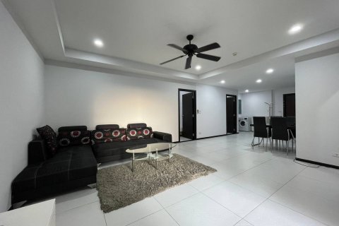 Apartamento de 2 dormitorios en Pattaya, Tailandia № 101383 - foto 3